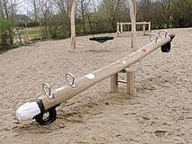 Spielplatz in Ahrenshoop Ortsmitte - Wippe