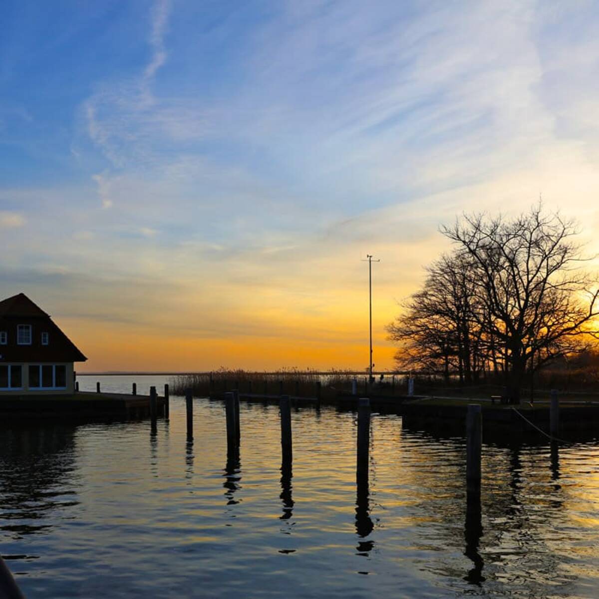 Born a. Darß - Bodden am Hafen