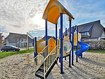 Spielplatz in Born a. Darß, An de Bäk - Spielturm