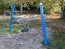 Spielplatz Gut Darß, Grüne Hufe - Kleinkindschaukel