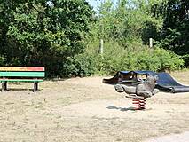 Spielplatz in Born a. Darß an der Festwiese - Federwippe