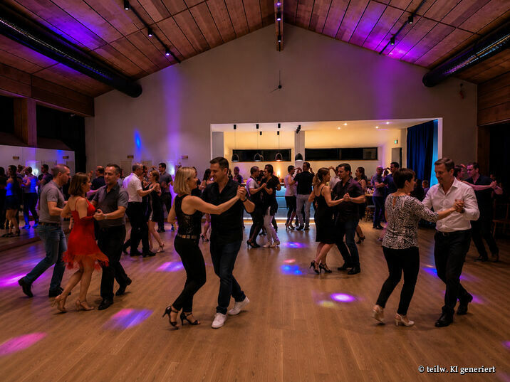 Tanzabende · Tanzkurse · Sommerbar in Wieck a. Darß