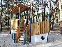 Spielplatz im Küstenwald Dierhagen - Boot mit Rutsche