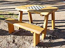 Spielplatz im Küstenwald Dierhagen - Brettspiel