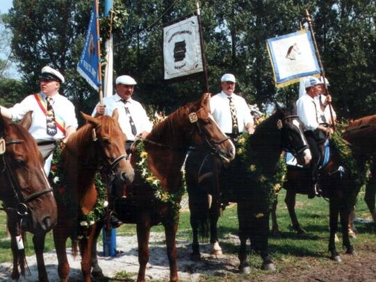 75 Jahre Bezirkstonnenabschlagen