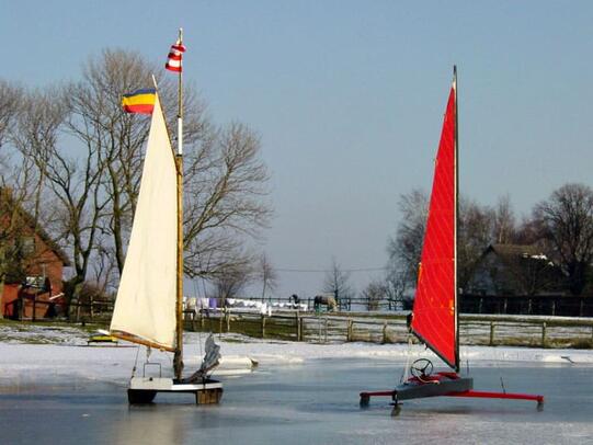 Segelschlitten vor Wustrow