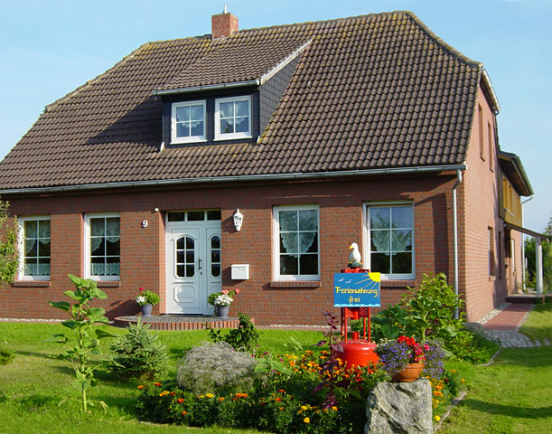 Appartement Ostseebad Dierhagen Urlaub im ehemaligen Kapitänshaus - Ostsee-Urlaub in der Region Fischland-Darß-Zingst