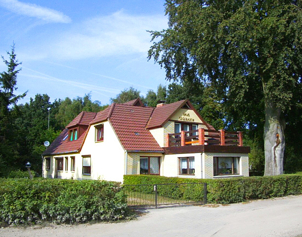 Ferienwohnung Born a. Darß Haus Segebarth - Ostsee-Urlaub in der Region Fischland-Darß-Zingst