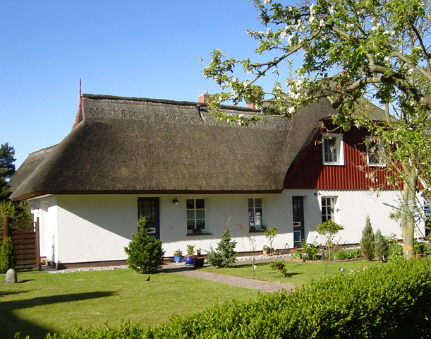 Ferienwohnung Born a. Darß FeWo -Taun Koppelstrom- - Ostsee-Urlaub in der Region Fischland-Darß-Zingst