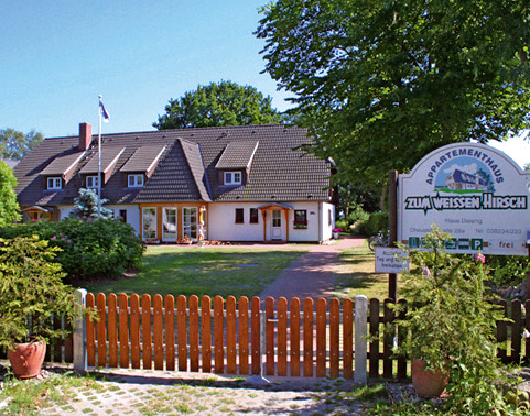 Appartement Born a. Darß App.-Haus Zum weißen Hirsch Nr. 3 - Ostsee-Urlaub in der Region Fischland-Darß-Zingst