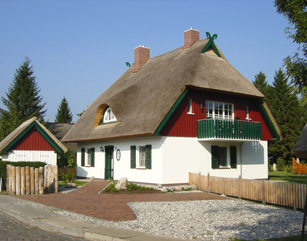 Ferienwohnung Born a. Darß Ferienwohnung Hornberg im Haus Lilienthal - Ostsee-Urlaub in der Region Fischland-Darß-Zingst