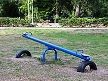 Spielplatz Prerow, am Brunnen - Wippe