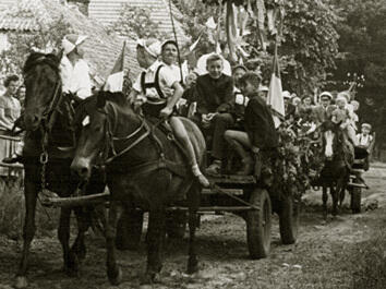 1958 - Kinder mit Pferdewagen