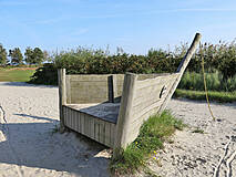 Spielplatz am Hafen / Badestelle in Wieck a. Darß - Spielboot