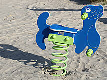 Spielplatz am Hafen / Badestelle - Federwippe