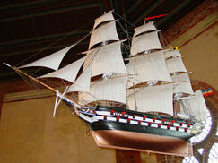 Modellschiff Fischlandkirche Wustrow