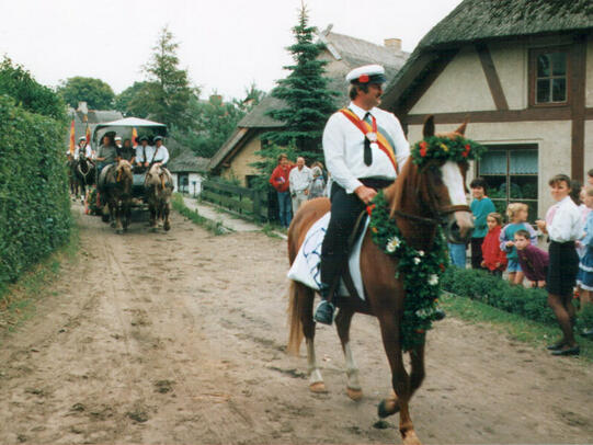 Der Umzug - Neue Straße