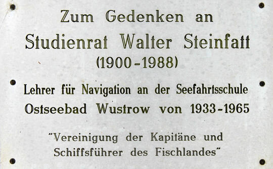 Gedenktafel - Studienrat Walter Steinfatt