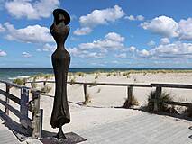 Holzkunst auf der Seebrücke Zingst von Roland-Lindner - "Hoffnung"