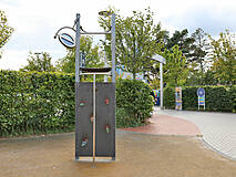 Spielplatz am Experimentarium Zingst - Kletterwand
