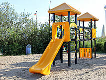 Spielplatz am Hafen Zingst - Kletterturm