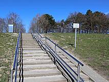 Zingst: Strandaufgang 12 -Treppe zum Deich