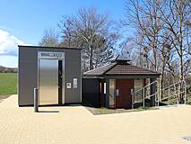 Öffentliche Toilette am Strandübergang 26